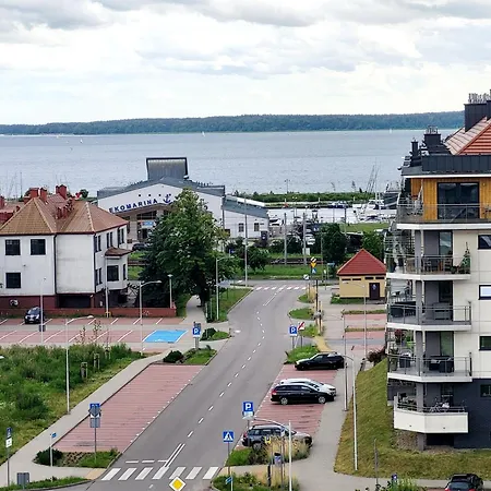 - Z Widokiem Na Jezioro Niegocin